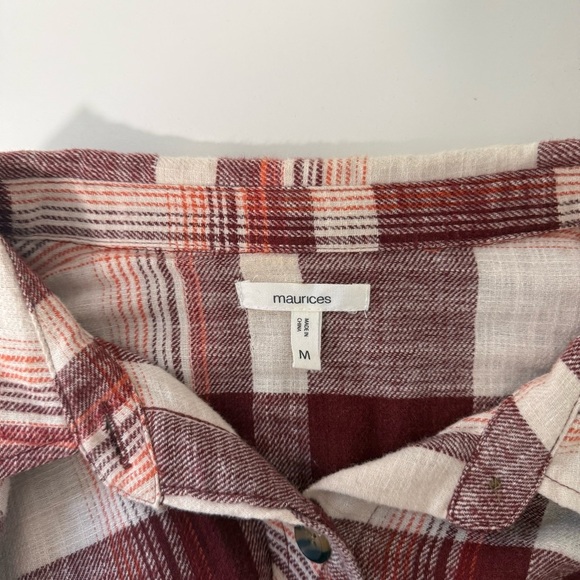 Maurices Cabin Plaid Button Down Boyfriend Fit Shirt Red Cream Medium Women’s - Picture 9 of 11